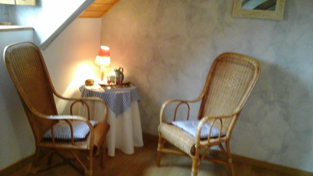 La Freneraie Hotell Paulhac  Rum bild